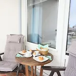 アパート Im Zentrum Von Gelegene Mit Westbalkon Und Schoenem Ausblick *