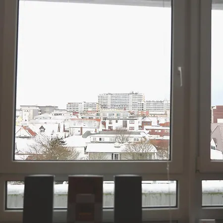 Im Zentrum Von Gelegene Mit Westbalkon Und Schoenem Ausblick Westerland