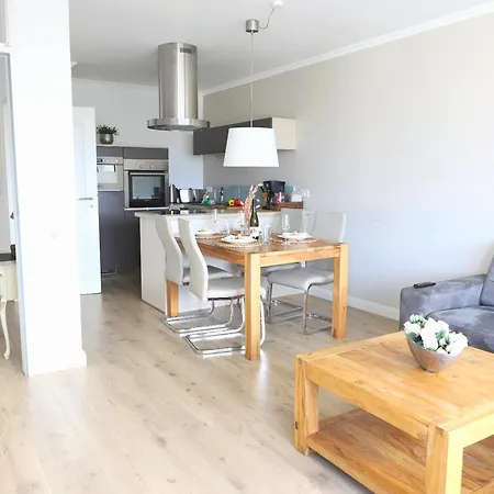 Appartamento Im Zentrum Von Gelegene Mit Westbalkon Und Schoenem Ausblick *