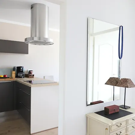 Apartament Im Zentrum Von Gelegene Mit Westbalkon Und Schoenem Ausblick *