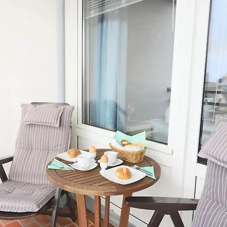 Apartament Im Zentrum Von Gelegene Mit Westbalkon Und Schoenem Ausblick *